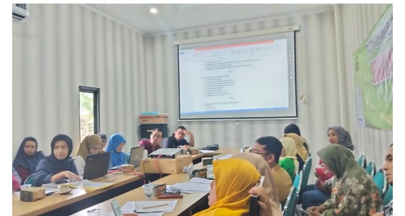 Disparpora Kota Serang Bahas Raperda Ekonomi Kreatif Bersama Pelaku Ekraf