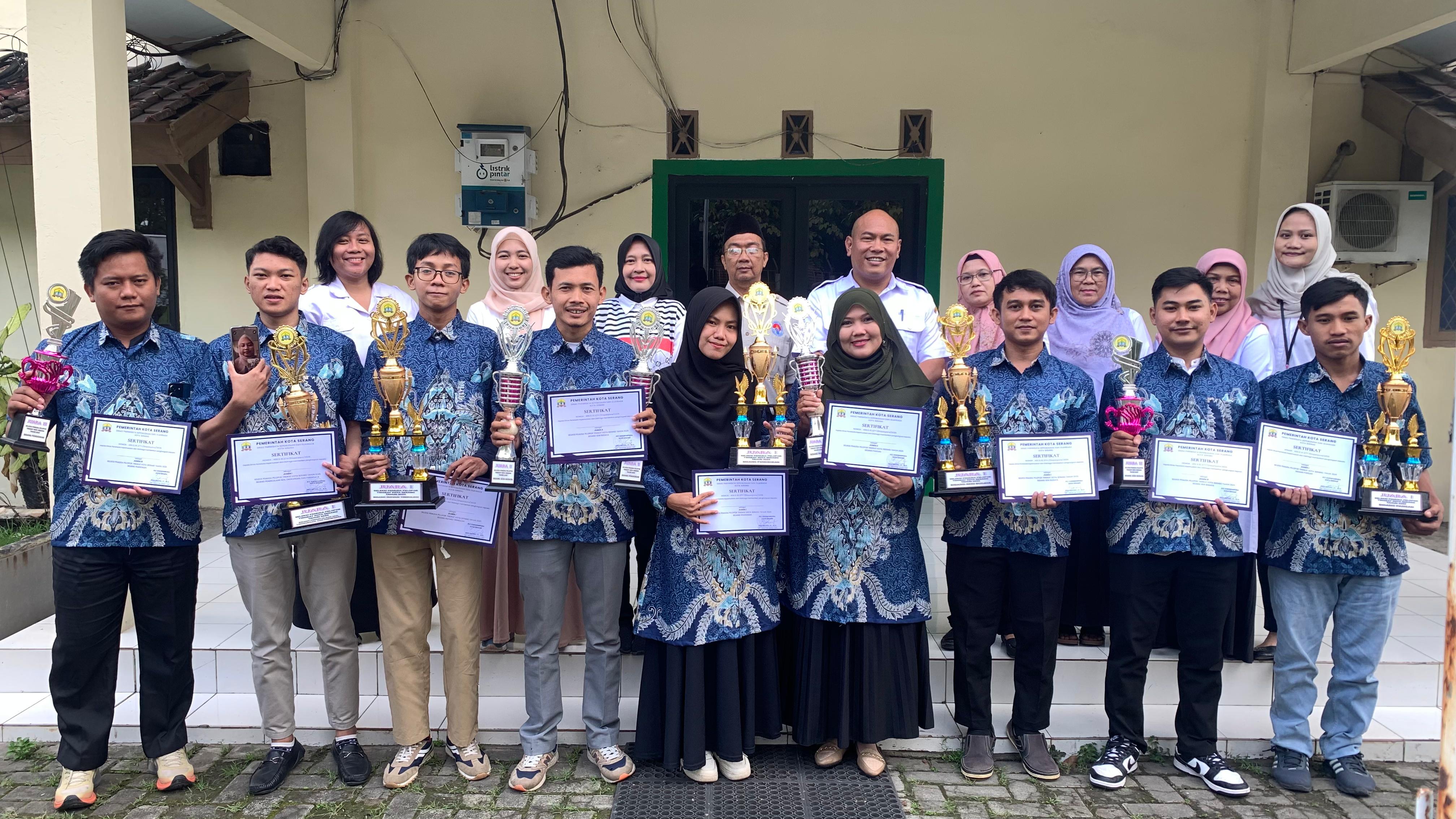 Pengumuman dan Penyerahan Hadiah Seleksi Pemuda Pelopor Tingkat Kota Serang Tahun 2025 Digelar oleh Disparpora Kota Serang
